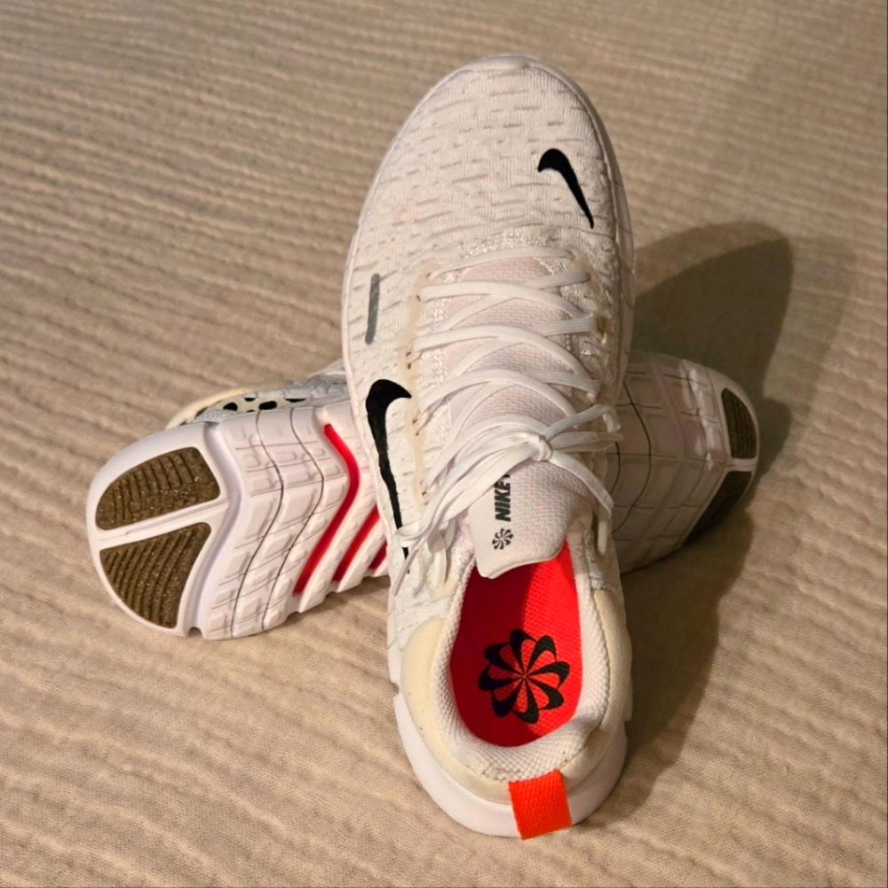 Nike Women's Free RN 5.0 - Size 7.5